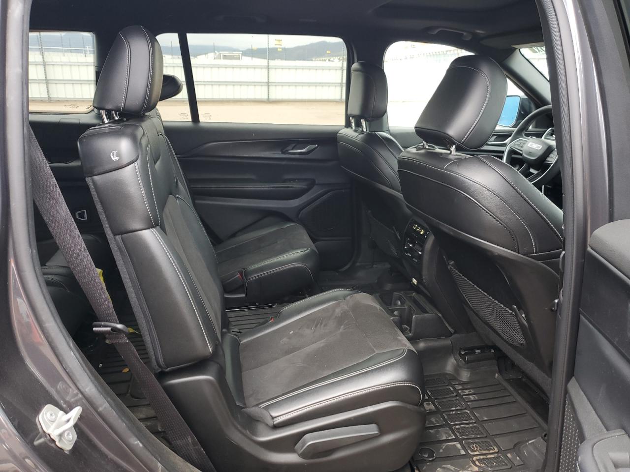 2024 Jeep Grand Cherokee L Laredo VIN: 1C4RJKAGXR8565303 Lot: 85720325