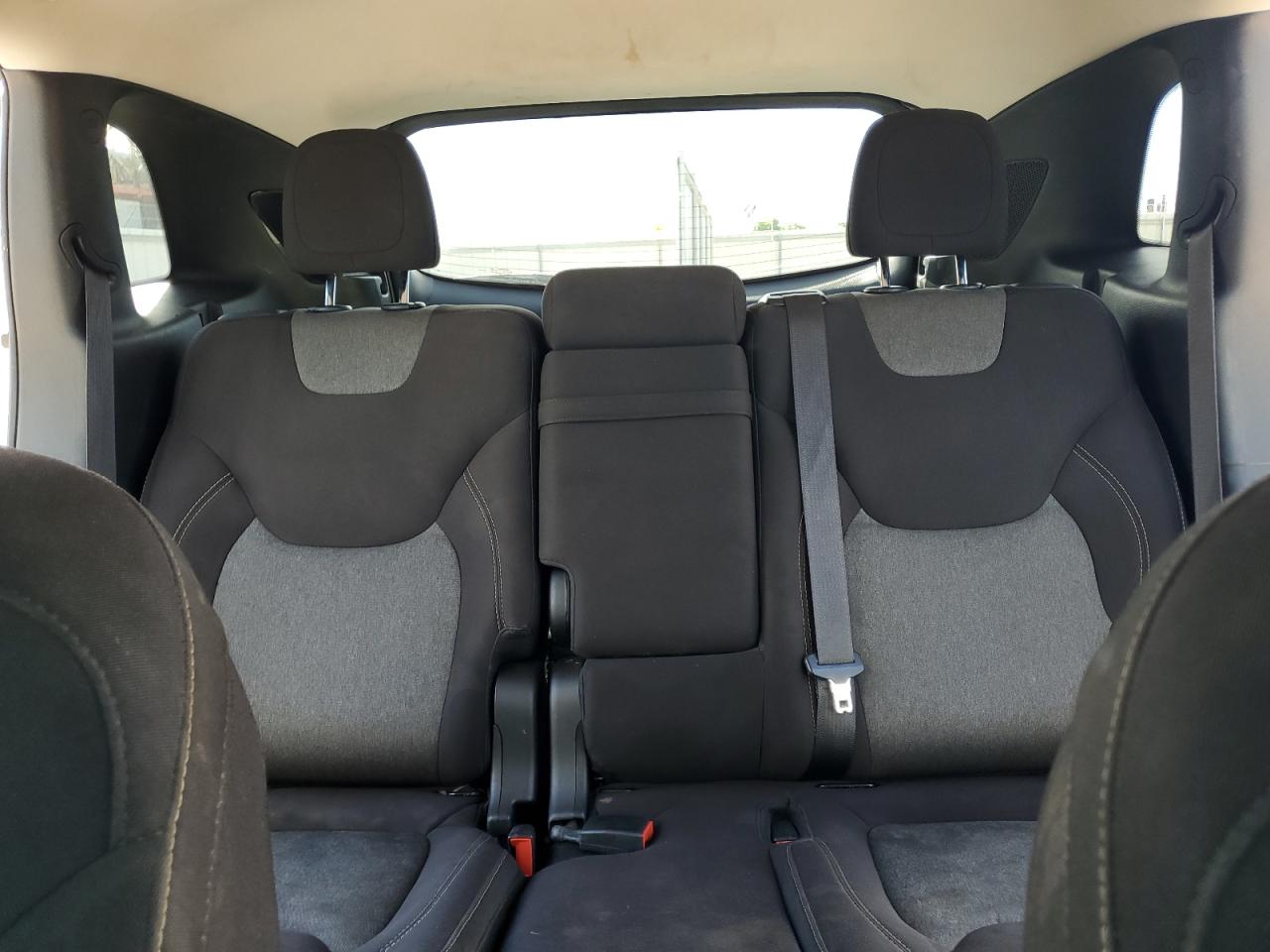 2017 Jeep Cherokee Sport VIN: 1C4PJLAS2HW558924 Lot: 81974755