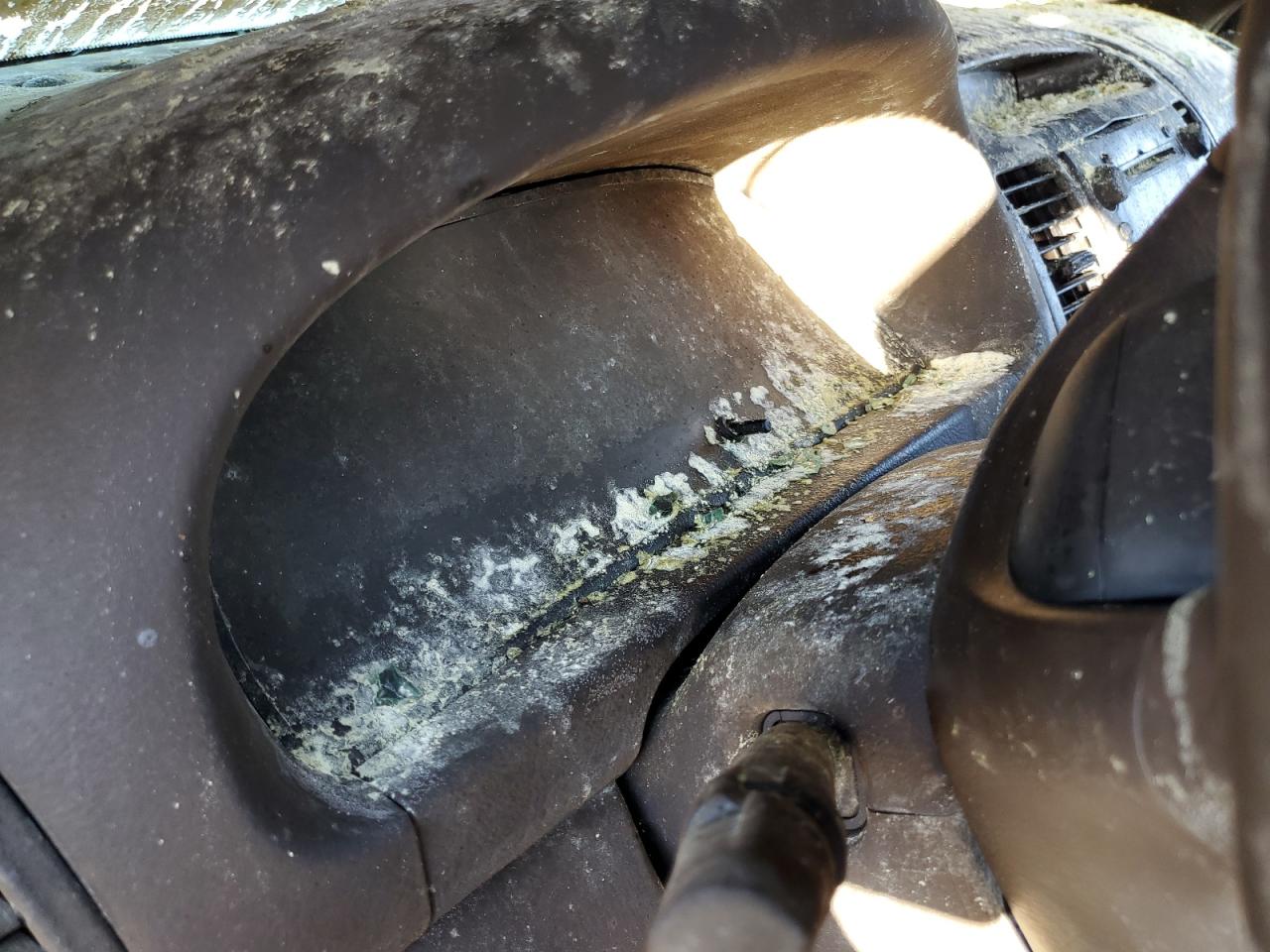 2004 Toyota Camry Le VIN: 4T1BF30K04U080419 Lot: 85949225