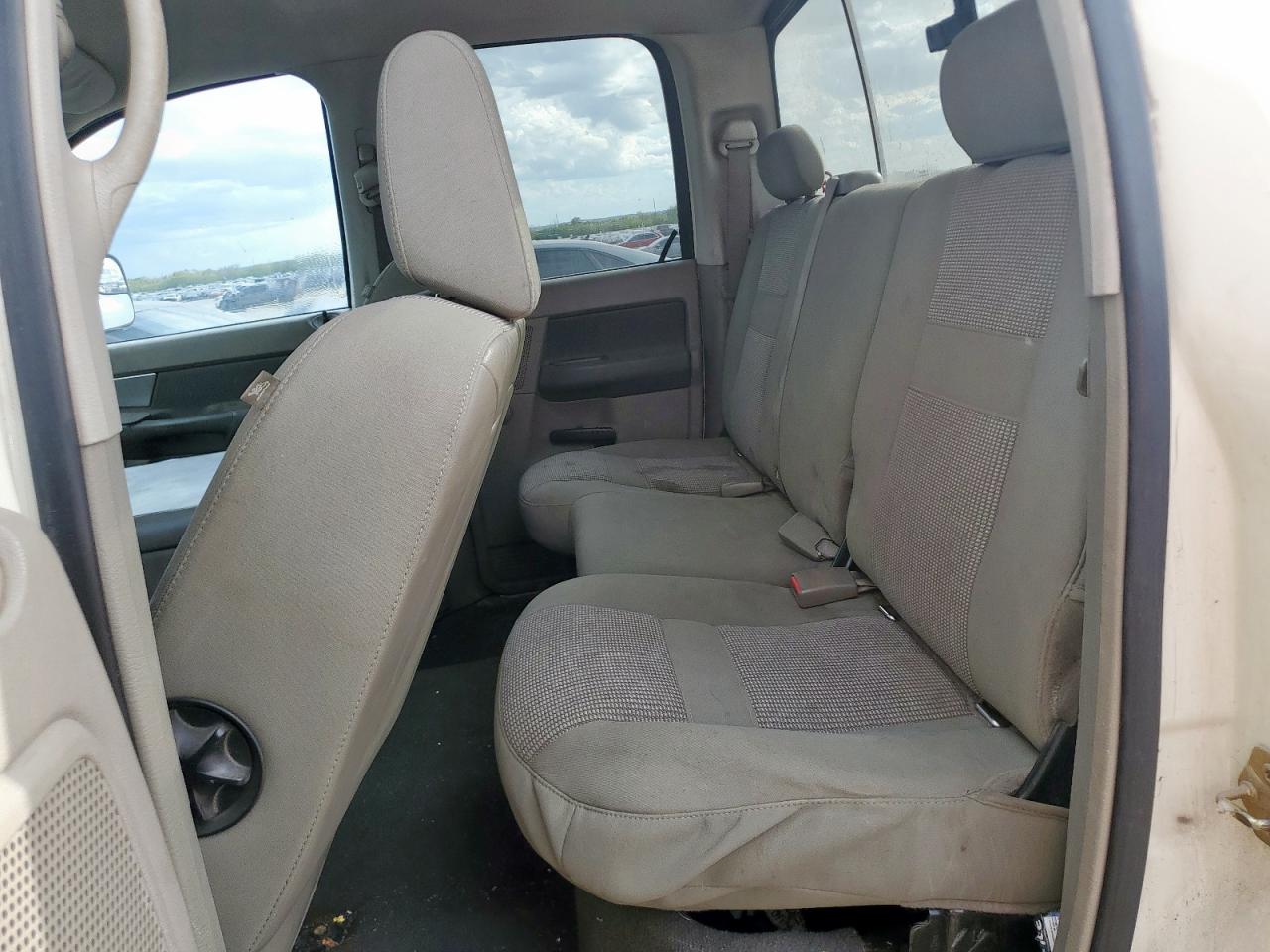 2007 Dodge Ram 1500 St VIN: 1D7HA18257J613060 Lot: 72082495