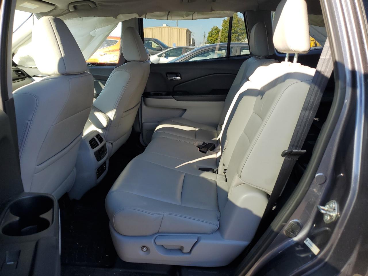 2016 Honda Pilot Touring VIN: 5FNYF6H97GB123717 Lot: 86176755