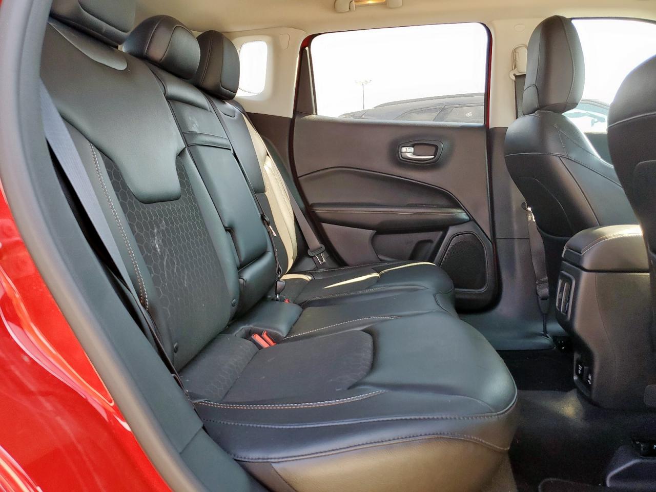 2018 Jeep Compass Latitude VIN: 3C4NJCBB8JT169691 Lot: 86225795