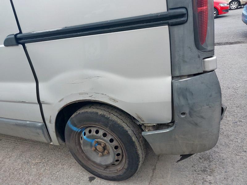 2004 VAUXHALL VIVARO 2700 DTI SWB 