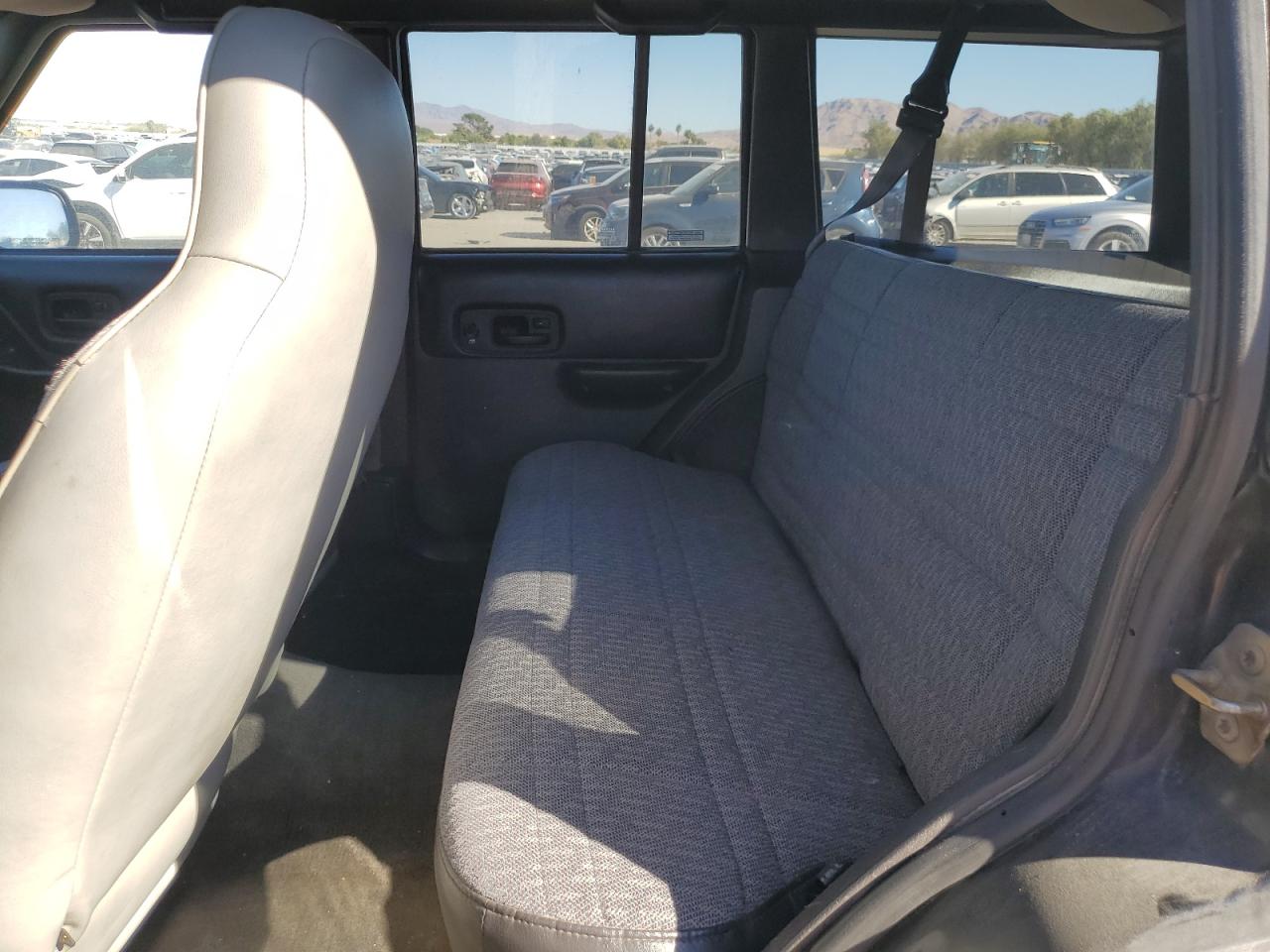 2000 Jeep Cherokee Sport VIN: 1J4FF48S4YL181310 Lot: 90406245