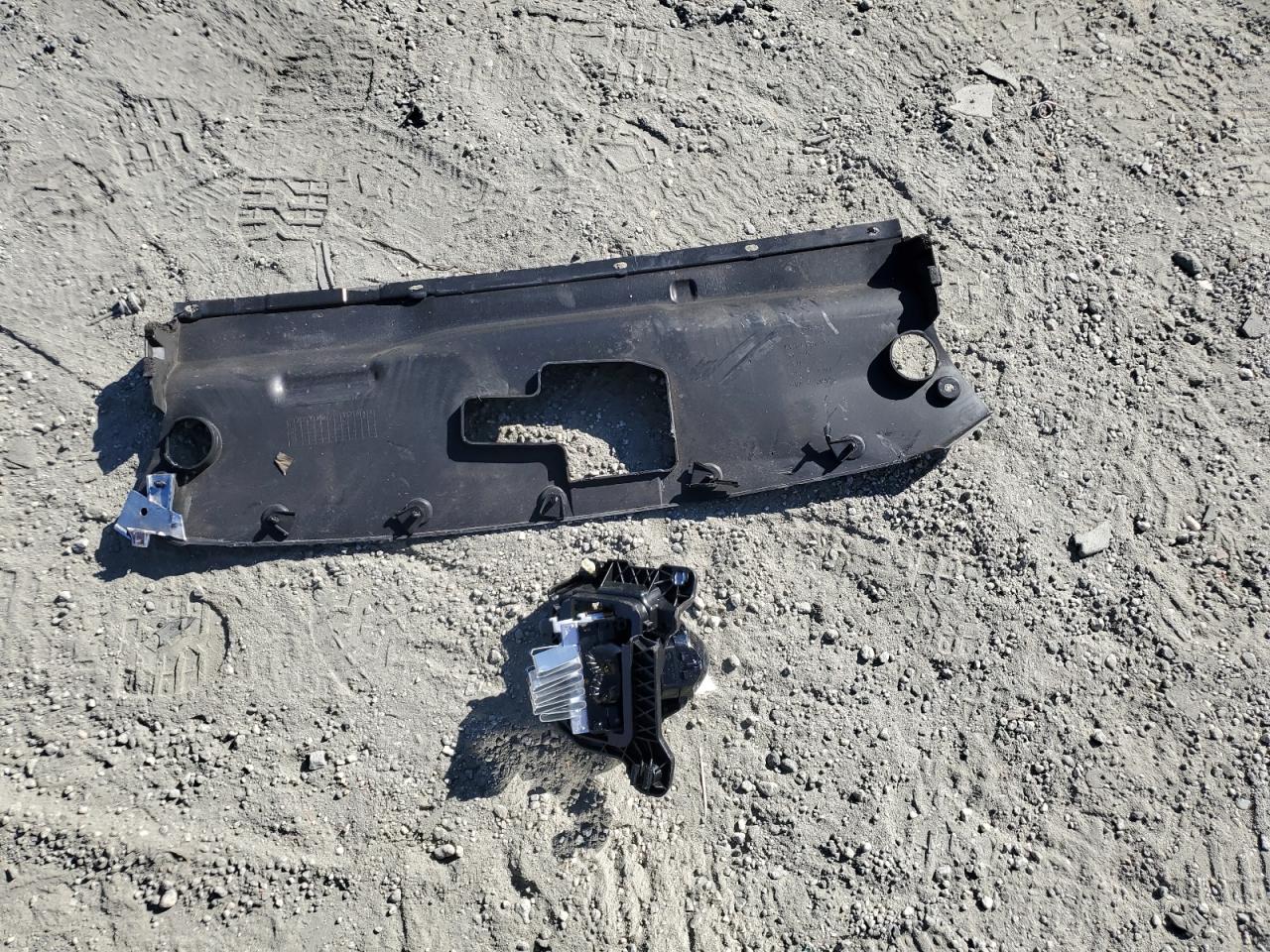 2024 Ford Edge Titanium VIN: 2FMPK4K97RBA47304 Lot: 82545715