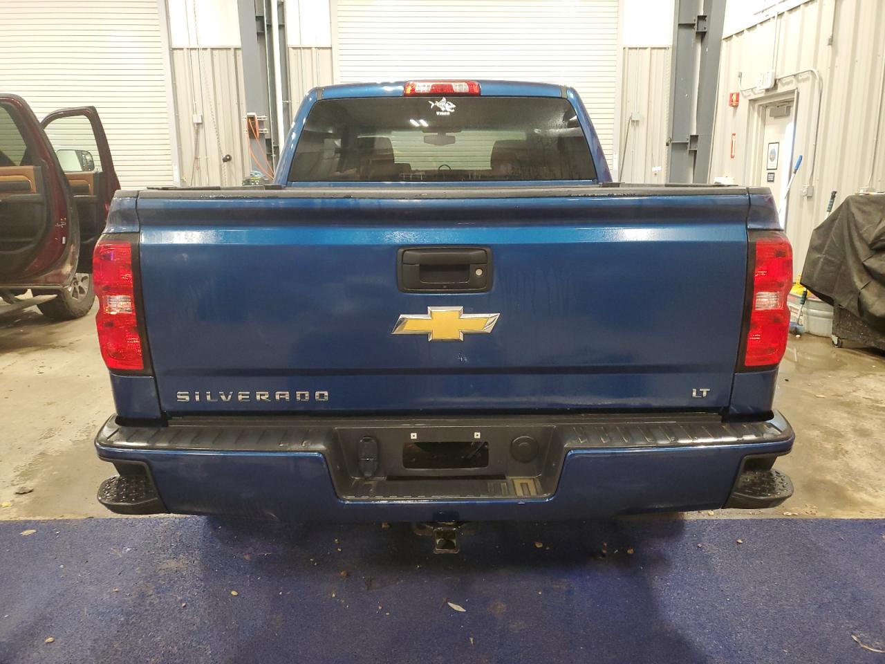 2018 Chevrolet Silverado K1500 Lt VIN: 3GCUKREC3JG510469 Lot: 81941415