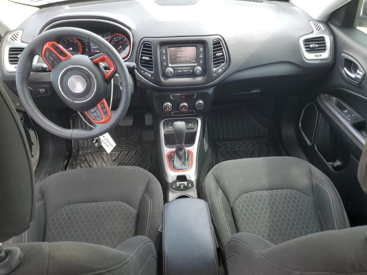 2018 Jeep Compass Sport VIN: 3C4NJCAB3JT438889 Lot: 89702995