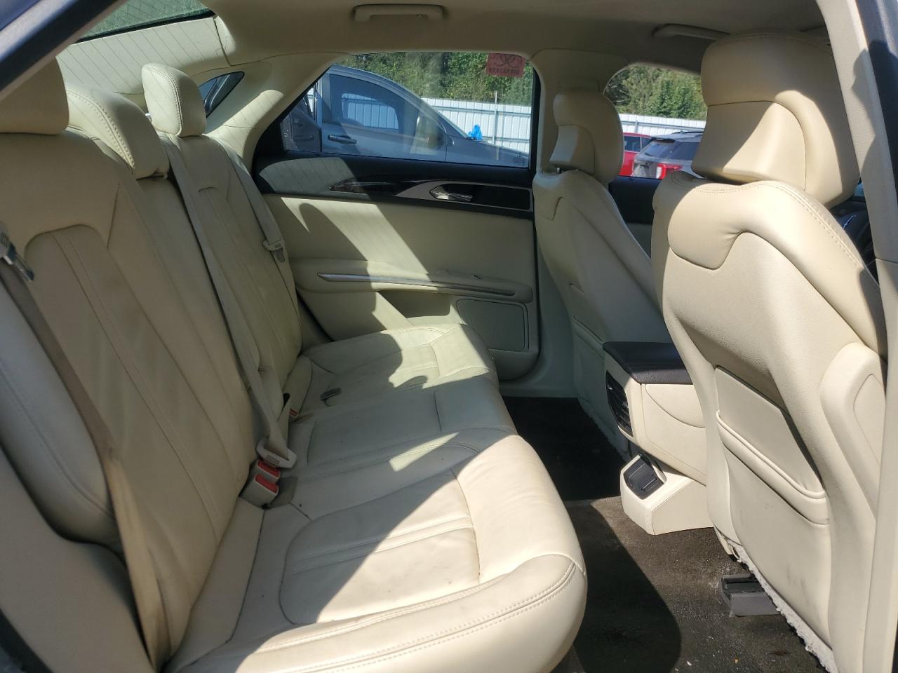 2015 Lincoln Mkz VIN: 3LN6L2J92FR620430 Lot: 84632705