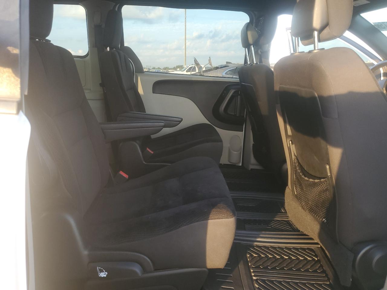 2017 Dodge Grand Caravan Se VIN: 2C4RDGBGXHR725251 Lot: 82396675