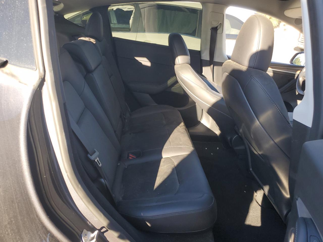 2023 Tesla Model Y VIN: 7SAYGDEF0PF900317 Lot: 82713315