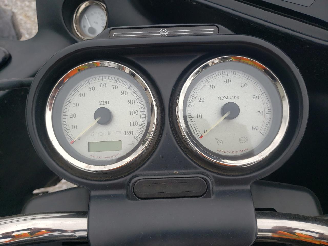 2013 Harley-Davidson Fltrx Road Glide Custom VIN: 1HD1KHM19DB694163 Lot: 90352135