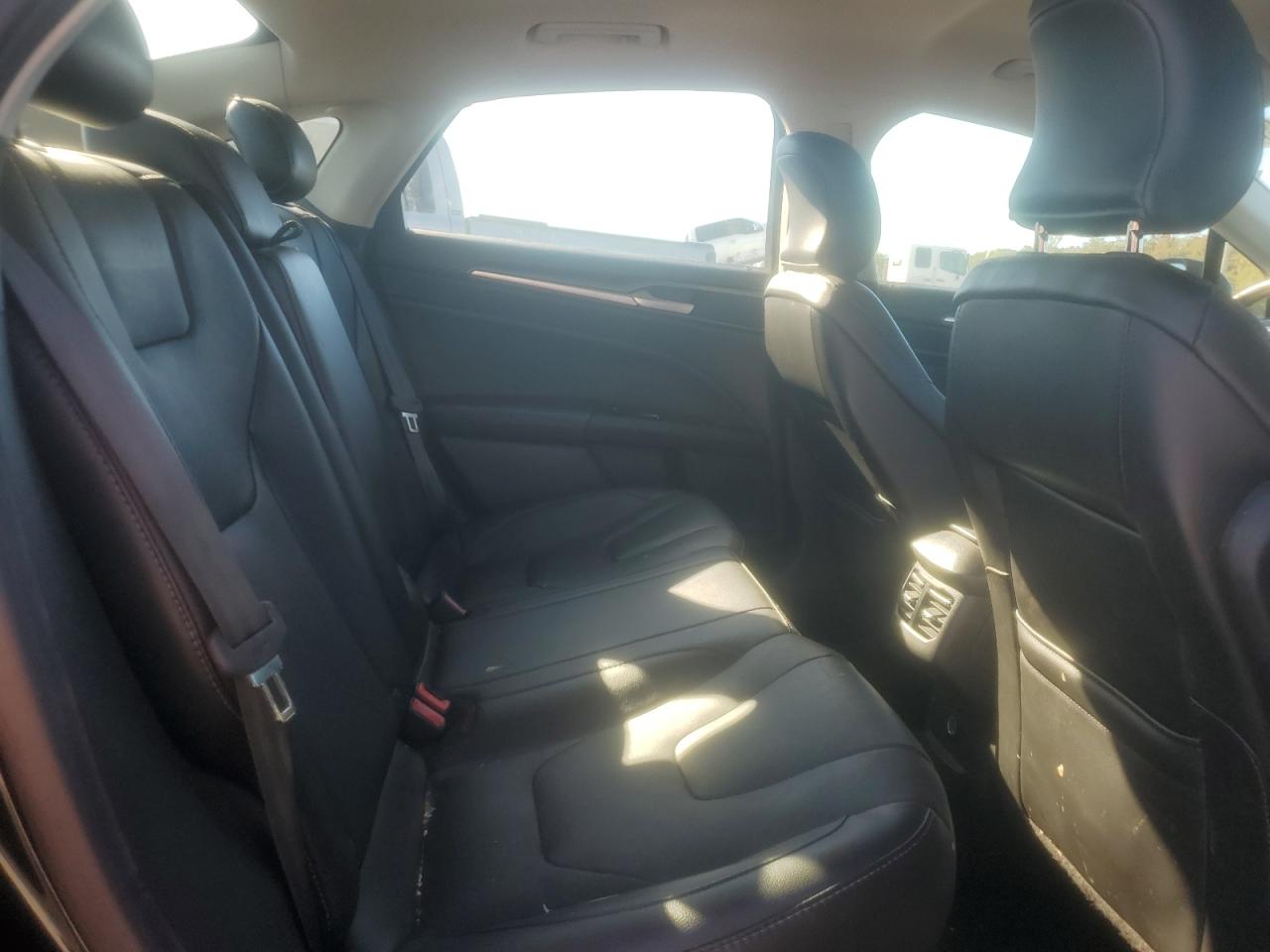 2016 Ford Fusion Titanium VIN: 3FA6P0K98GR251589 Lot: 85104045