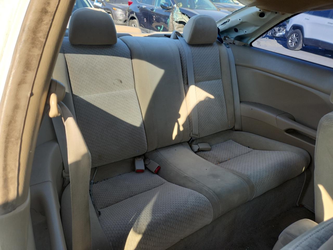 2005 Honda Civic Dx Vp VIN: 1HGEM22185L075371 Lot: 81879325