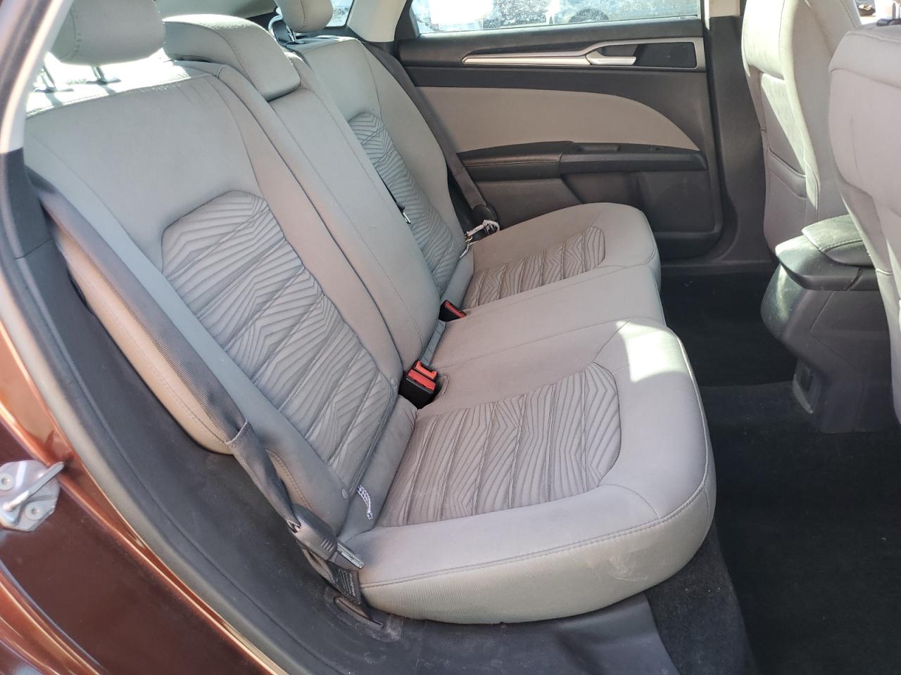 2016 Ford Fusion S VIN: 3FA6P0G77GR134299 Lot: 90134995