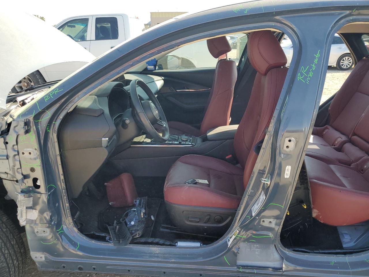 2024 Mazda Cx-30 Preferred VIN: 3MVDMBCM6RM675912 Lot: 81969485