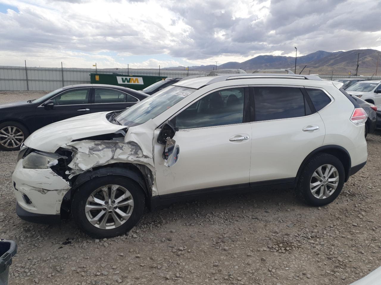 2016 Nissan Rogue S