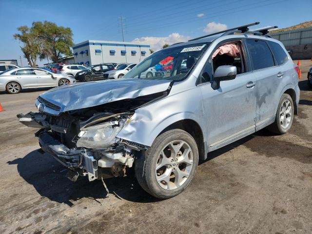  SUBARU FORESTER 2017 Серебристый