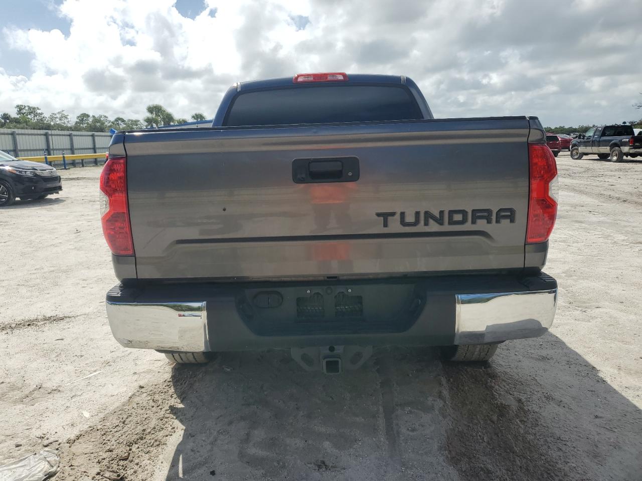 2014 Toyota Tundra Crewmax Sr5 VIN: 5TFEY5F1XEX167749 Lot: 84999585