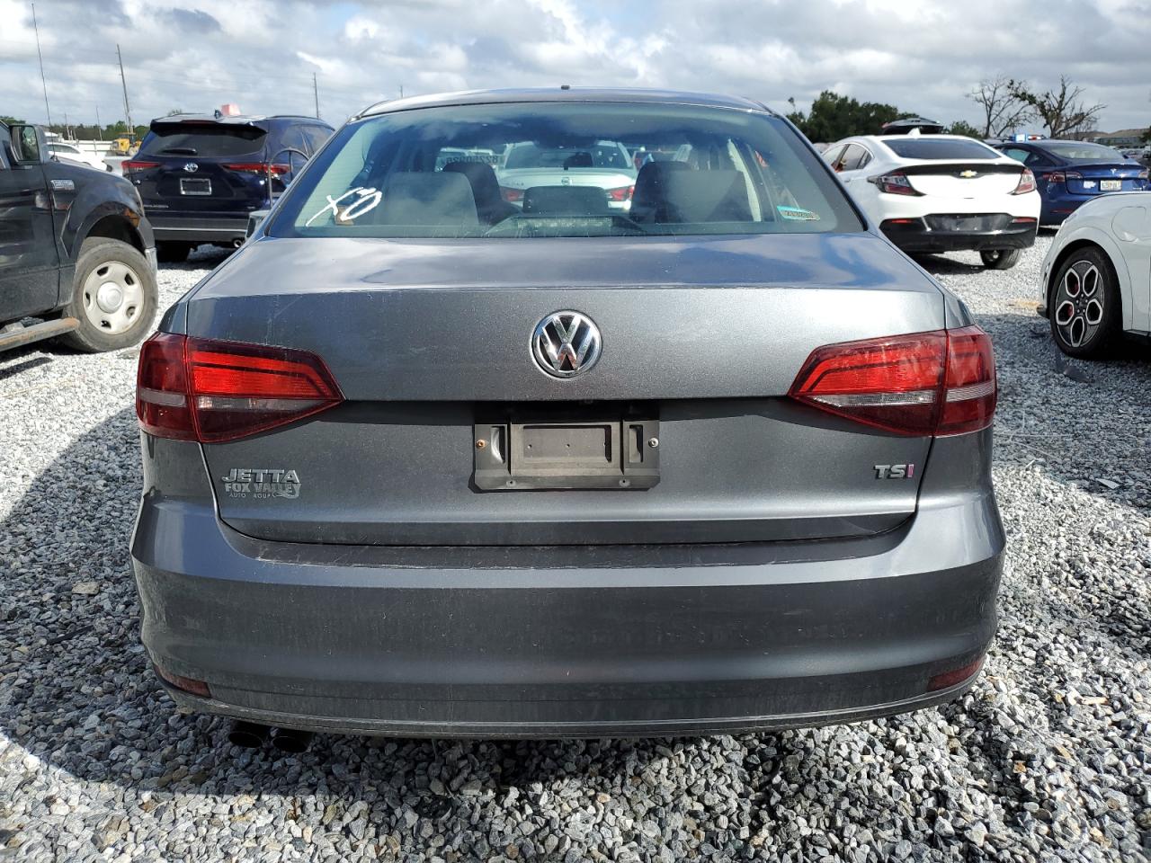 2017 Volkswagen Jetta S VIN: 3VW2B7AJ9HM398138 Lot: 82250925