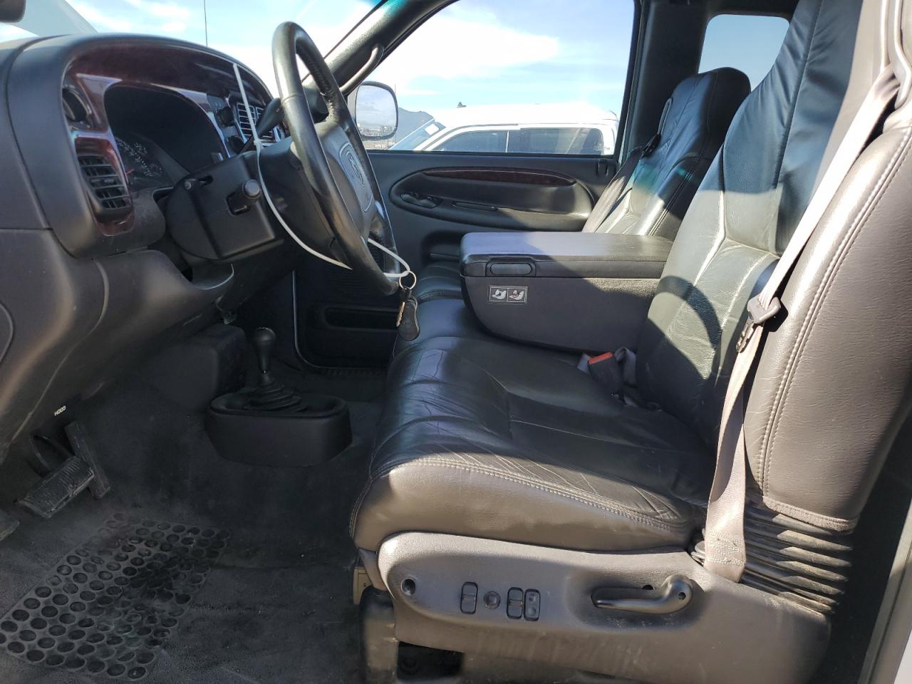 2001 Dodge Ram 1500 VIN: 3B7HF13Z41M289786 Lot: 82497185