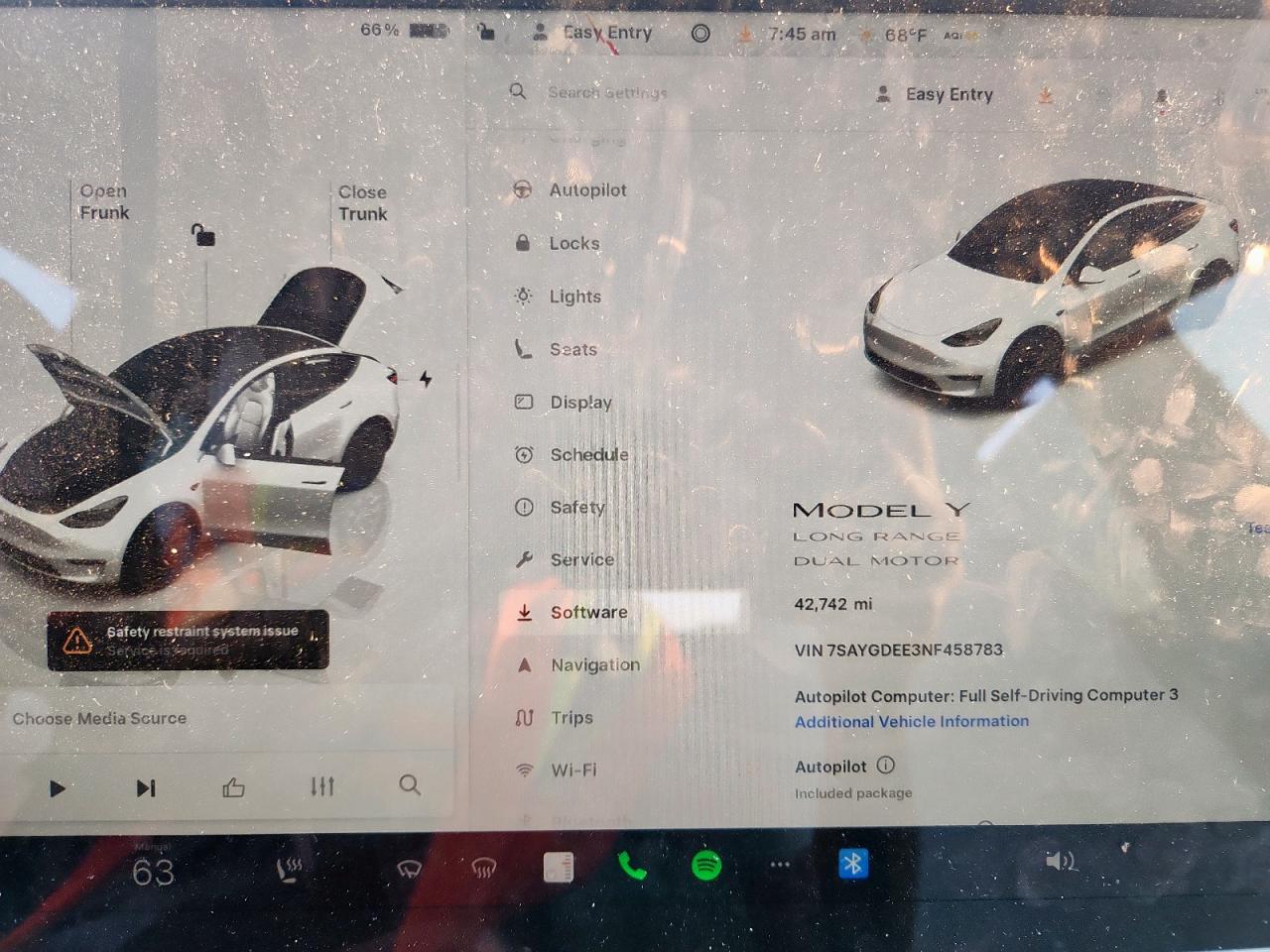 2022 Tesla Model Y VIN: 7SAYGDEE3NF458783 Lot: 81939135