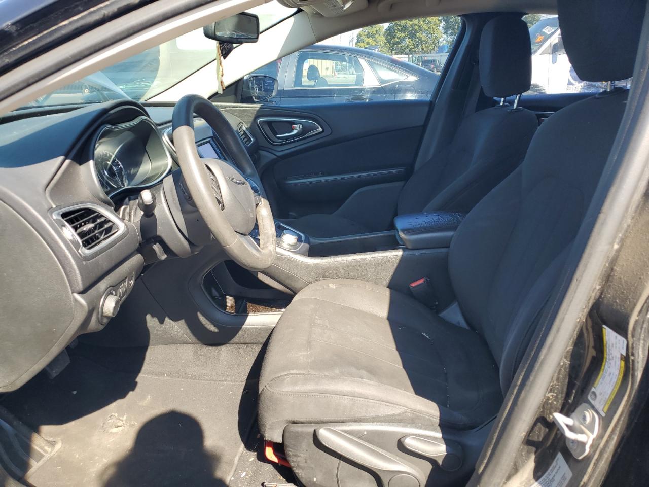 2015 Chrysler 200 Limited VIN: 1C3CCCABXFN751032 Lot: 86064395