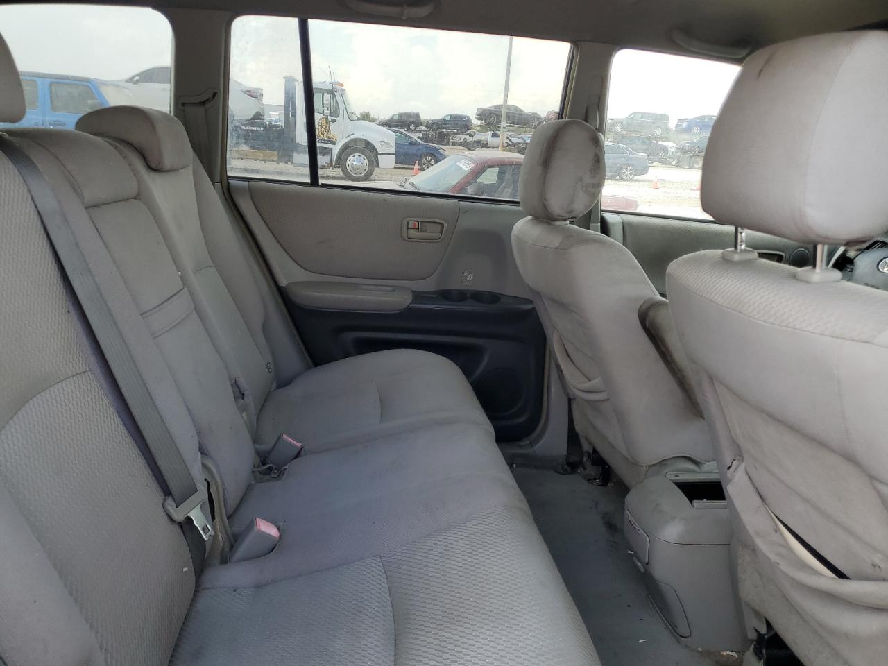 2004 Toyota Highlander VIN: JTEGD21A240103122 Lot: 82653145