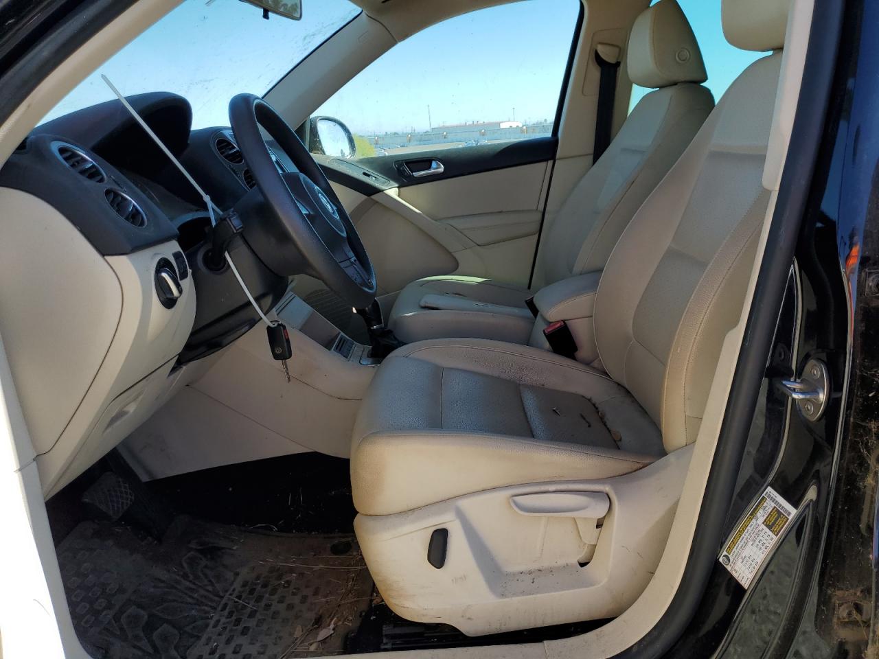 2012 Volkswagen Tiguan S VIN: WVGAV7AX8CW580556 Lot: 82262645