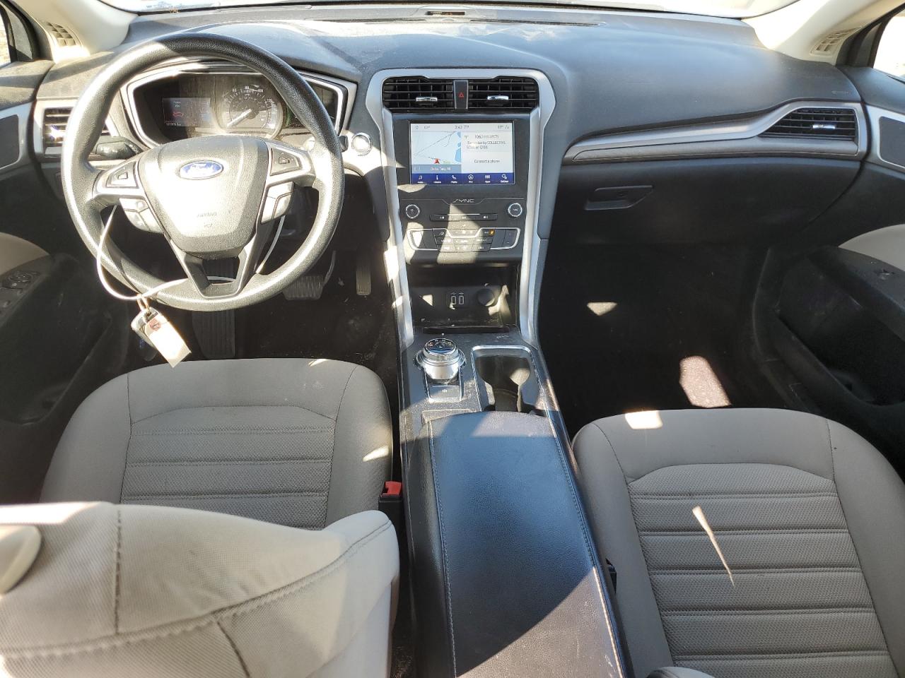 2020 Ford Fusion S VIN: 3FA6P0G71LR235848 Lot: 86247695