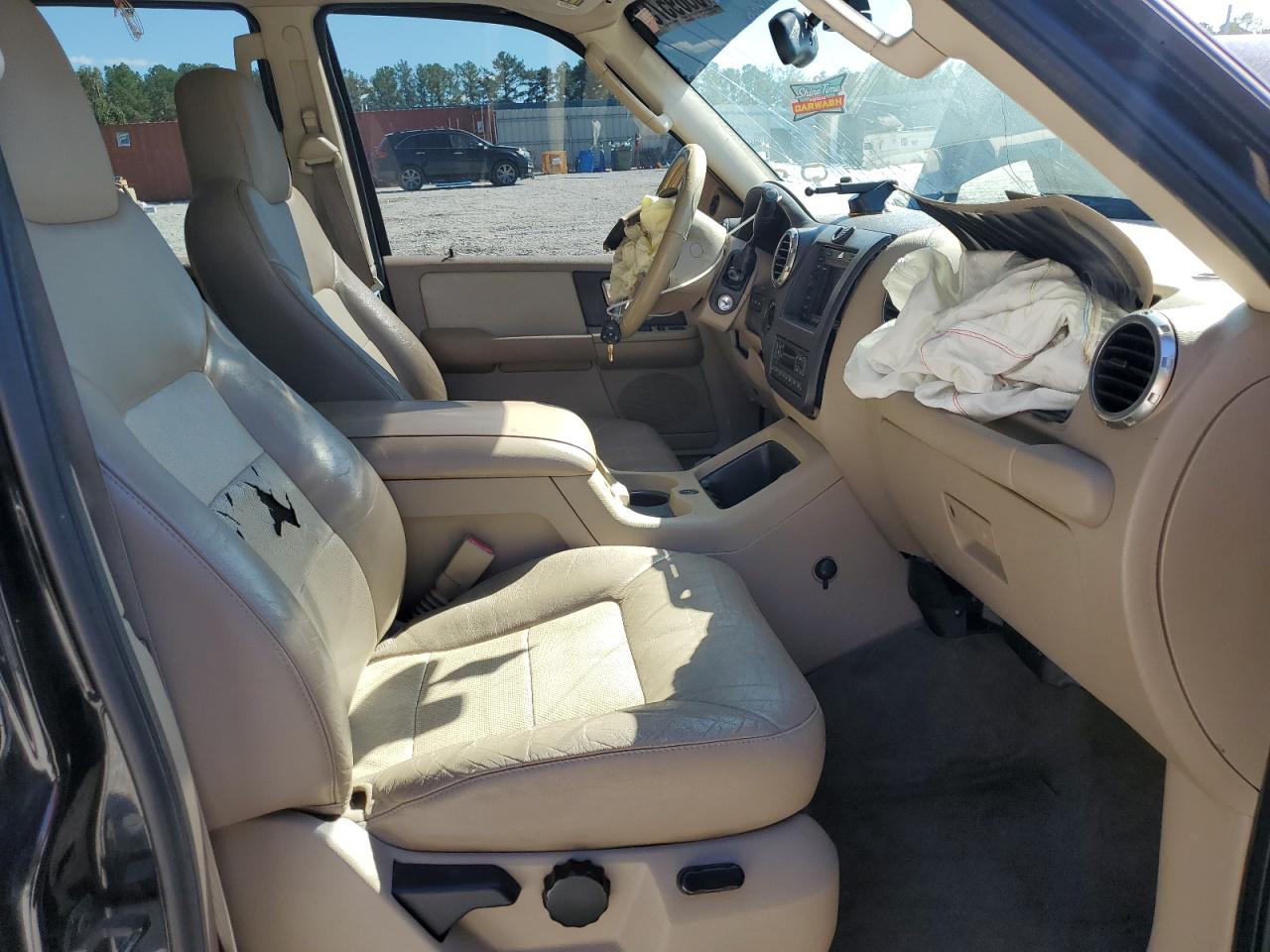 2004 Ford Expedition Eddie Bauer VIN: 1FMFU18L54LA45017 Lot: 85895755