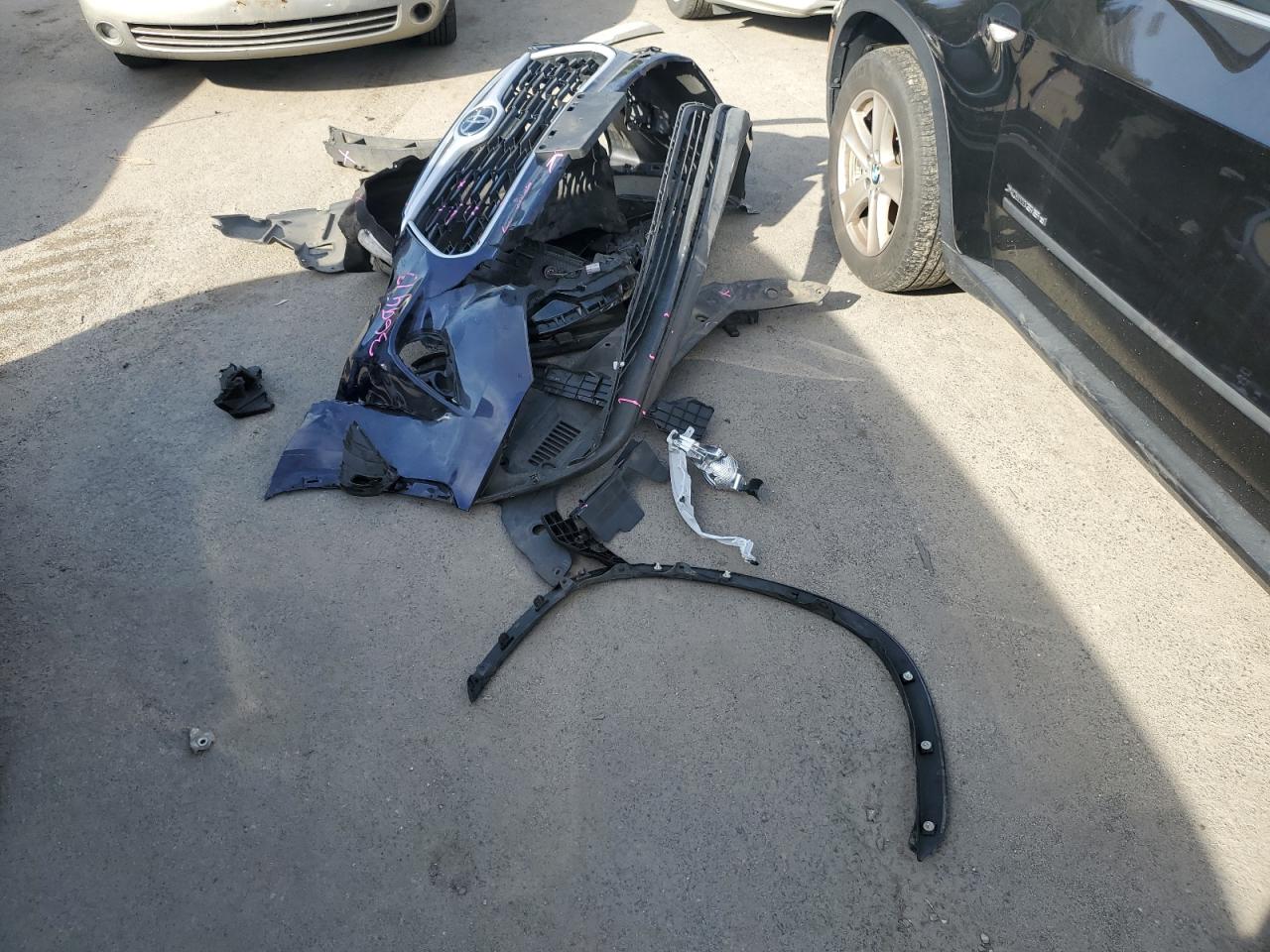 2021 Toyota Highlander L VIN: 5TDBZRBH2MS150569 Lot: 81734335