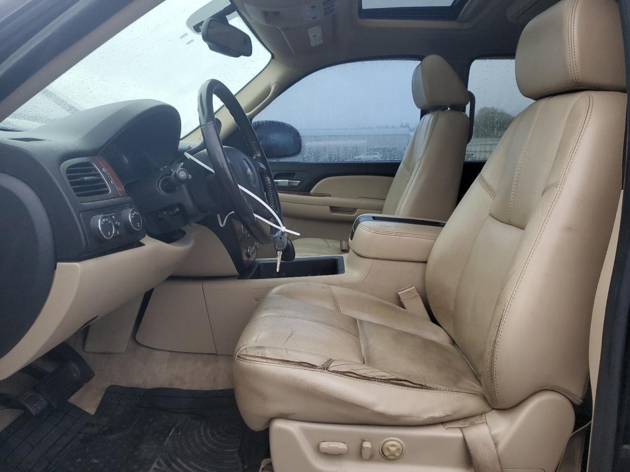 2007 Chevrolet Suburban K1500 VIN: 1GNFK163X7J175993 Lot: 82354525