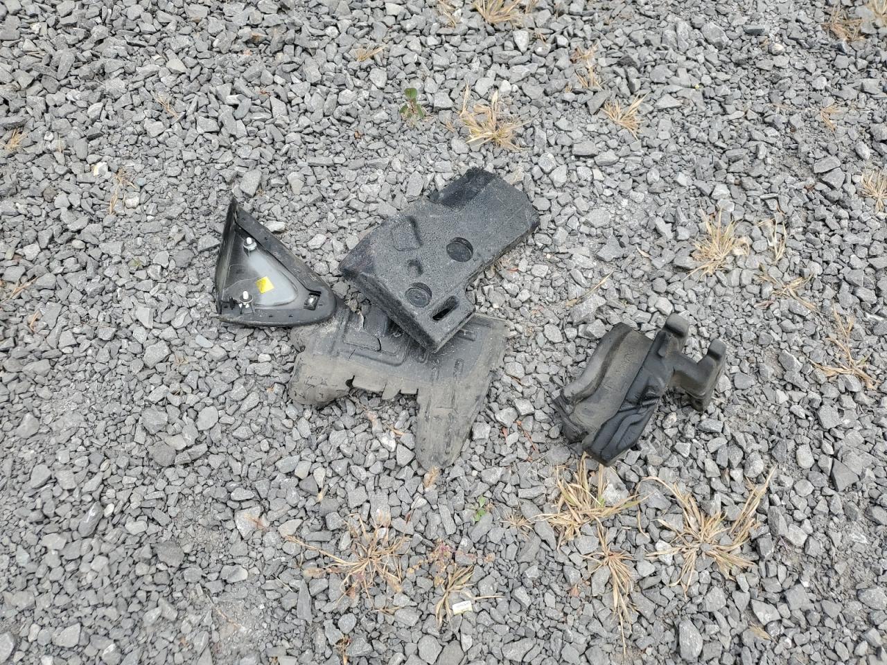 2018 Chevrolet Cruze Premier VIN: 1G1BF5SM4J7201759 Lot: 85550425