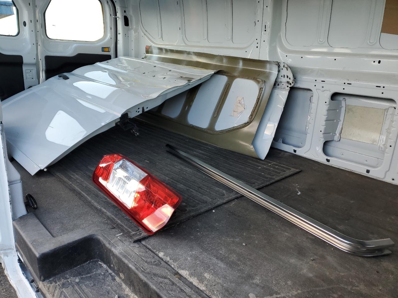 2015 Ford Transit 150 Delivery Van VIN: 1FTNE2YM0FKA52459 Lot: 89633395