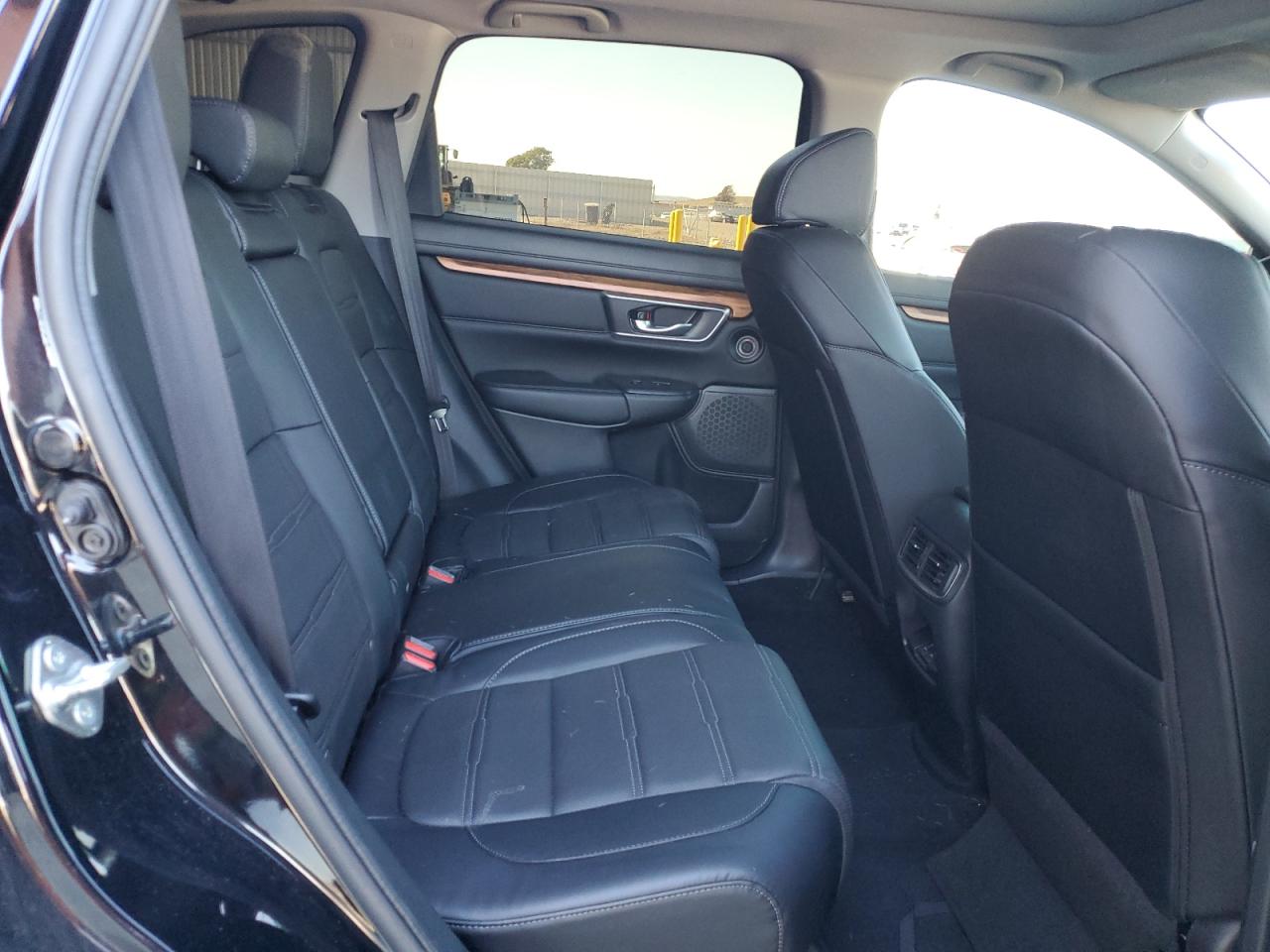 2017 Honda Cr-V Touring VIN: 2HKRW2H98HH135987 Lot: 87466415