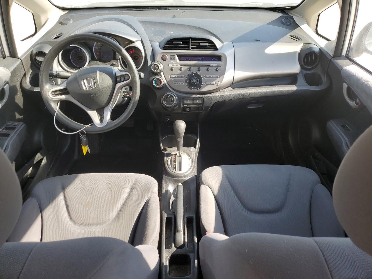 2013 Honda Fit VIN: JHMGE8H38DC065310 Lot: 86436695