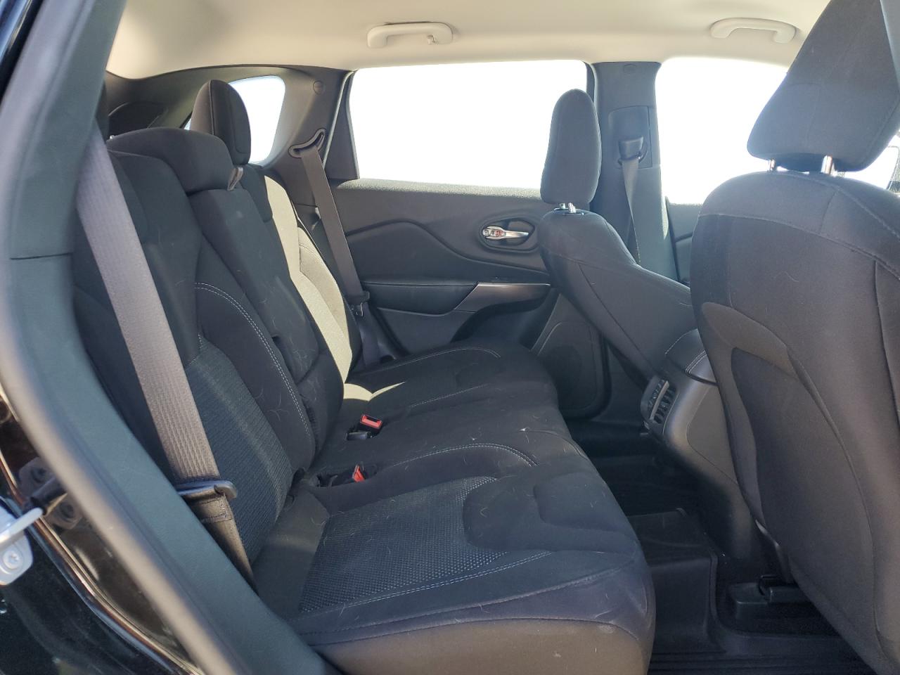 2021 Jeep Cherokee Latitude VIN: 1C4PJLCB1MD146979 Lot: 82680105