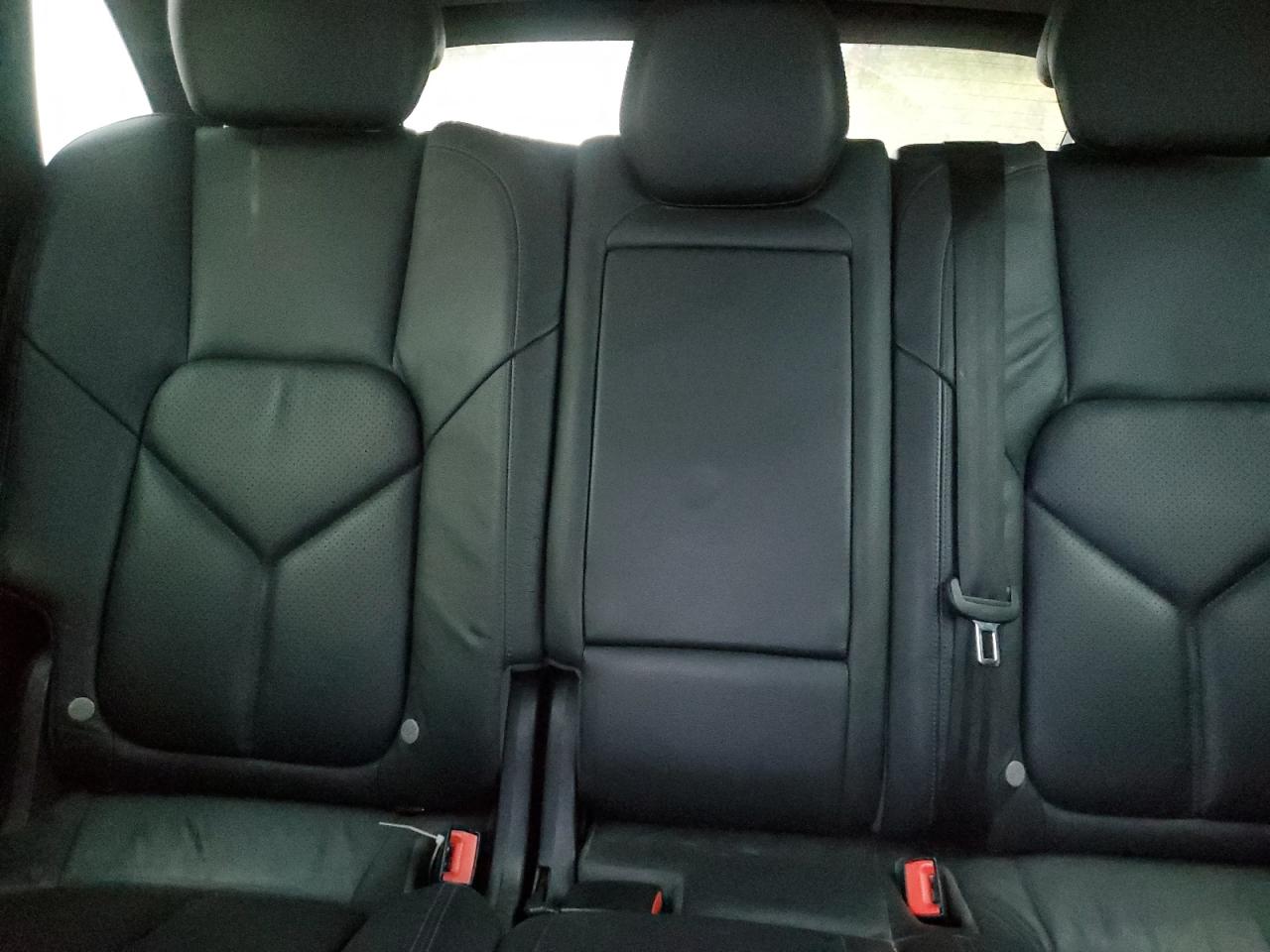 2012 Porsche Cayenne S VIN: WP1AB2A23CLA40374 Lot: 85318275