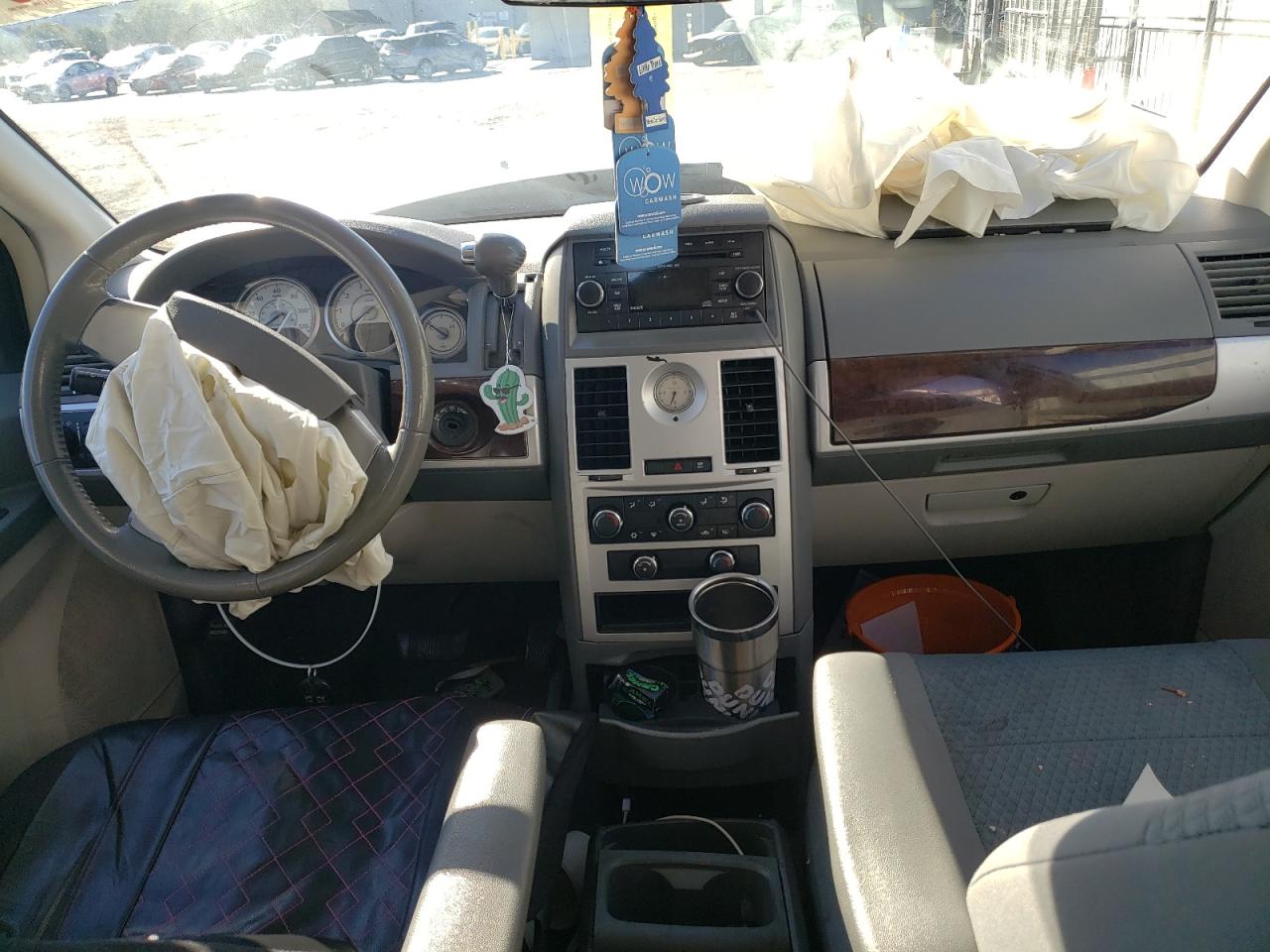 2010 Chrysler Town & Country Touring VIN: 2A4RR5D16AR249272 Lot: 87233815