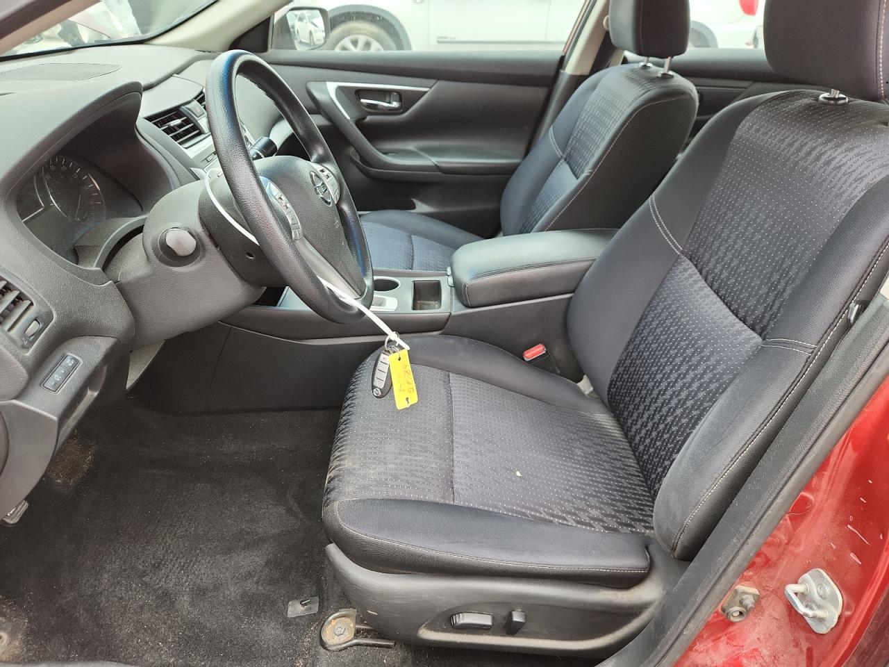 2017 Nissan Altima 2.5 VIN: 1N4AL3AP4HC131828 Lot: 85082935