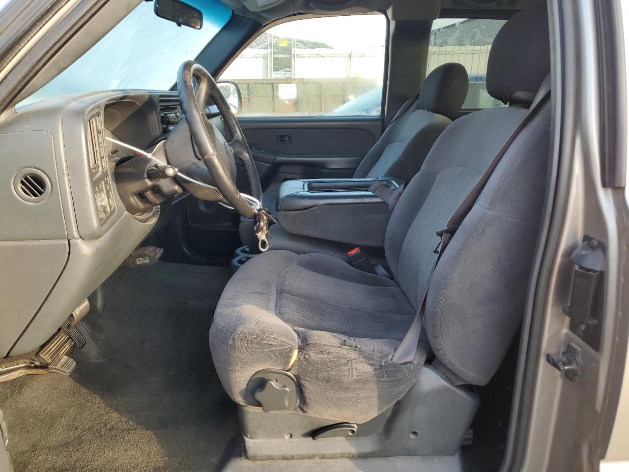 2002 Chevrolet Silverado K1500 VIN: 1GCEK19T92Z207729 Lot: 84877405