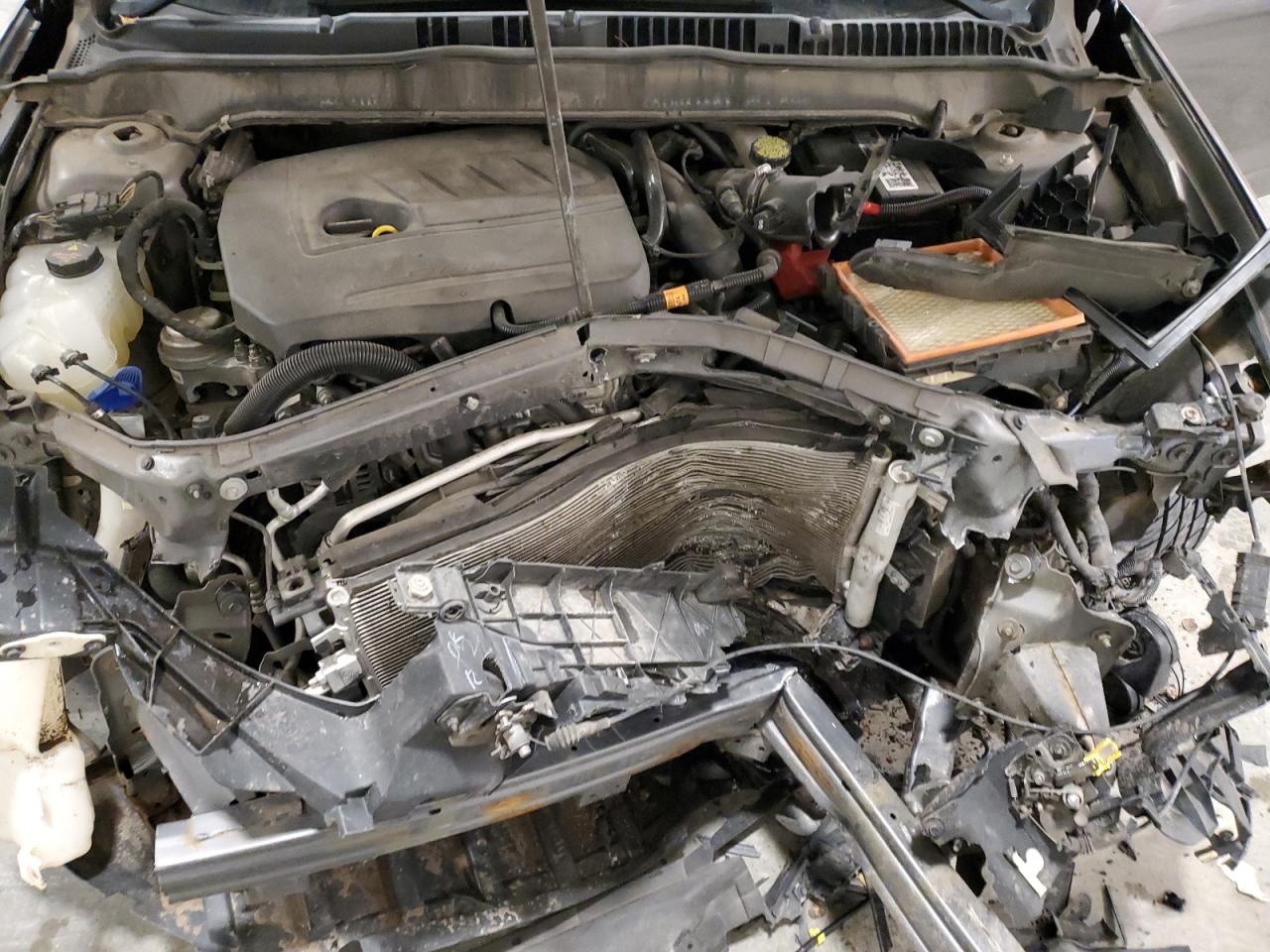 2014 Ford Fusion Se VIN: 3FA6P0HD4ER168301 Lot: 82675315