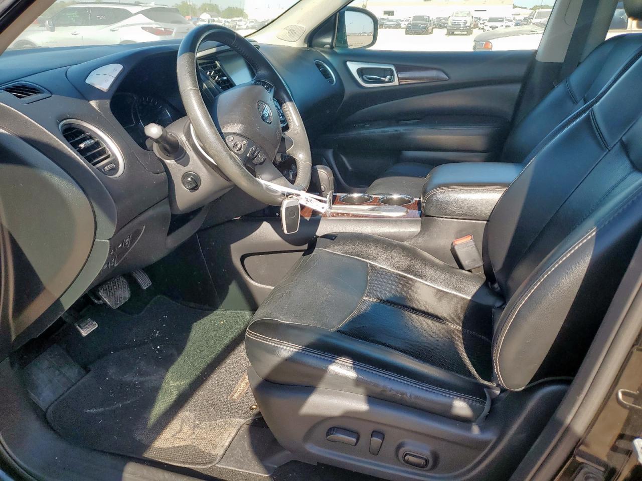 2015 Nissan Pathfinder S VIN: 5N1AR2MN0FC716668 Lot: 82472305