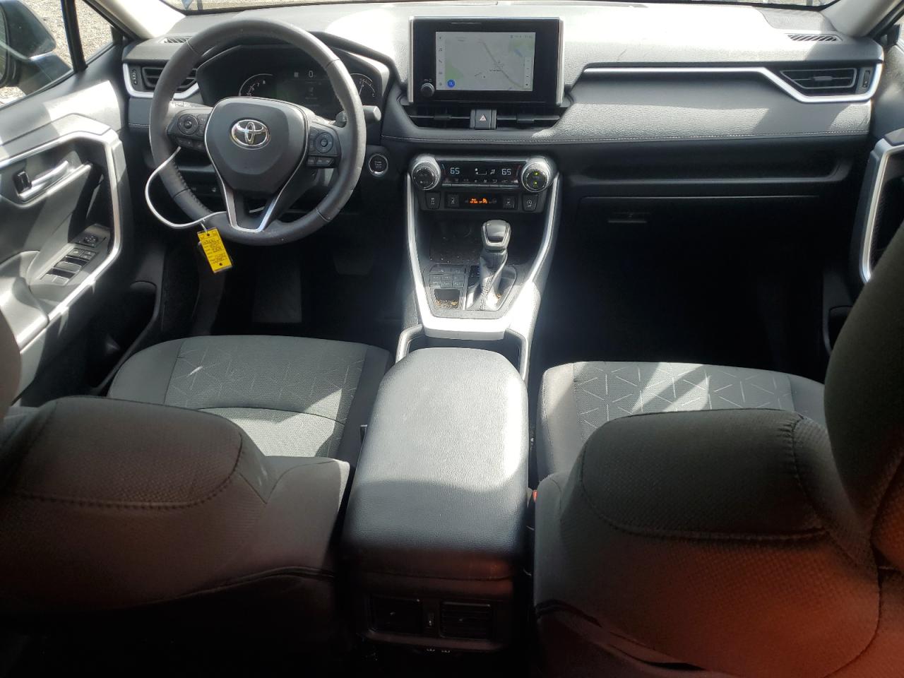 2024 Toyota Rav4 Xle VIN: 2T3P1RFV8RC402958 Lot: 86180065