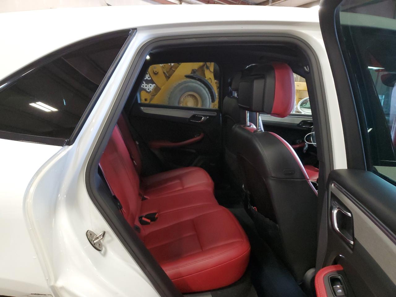 2017 Porsche Macan Gts VIN: WP1AG2A52HLB54367 Lot: 85533205