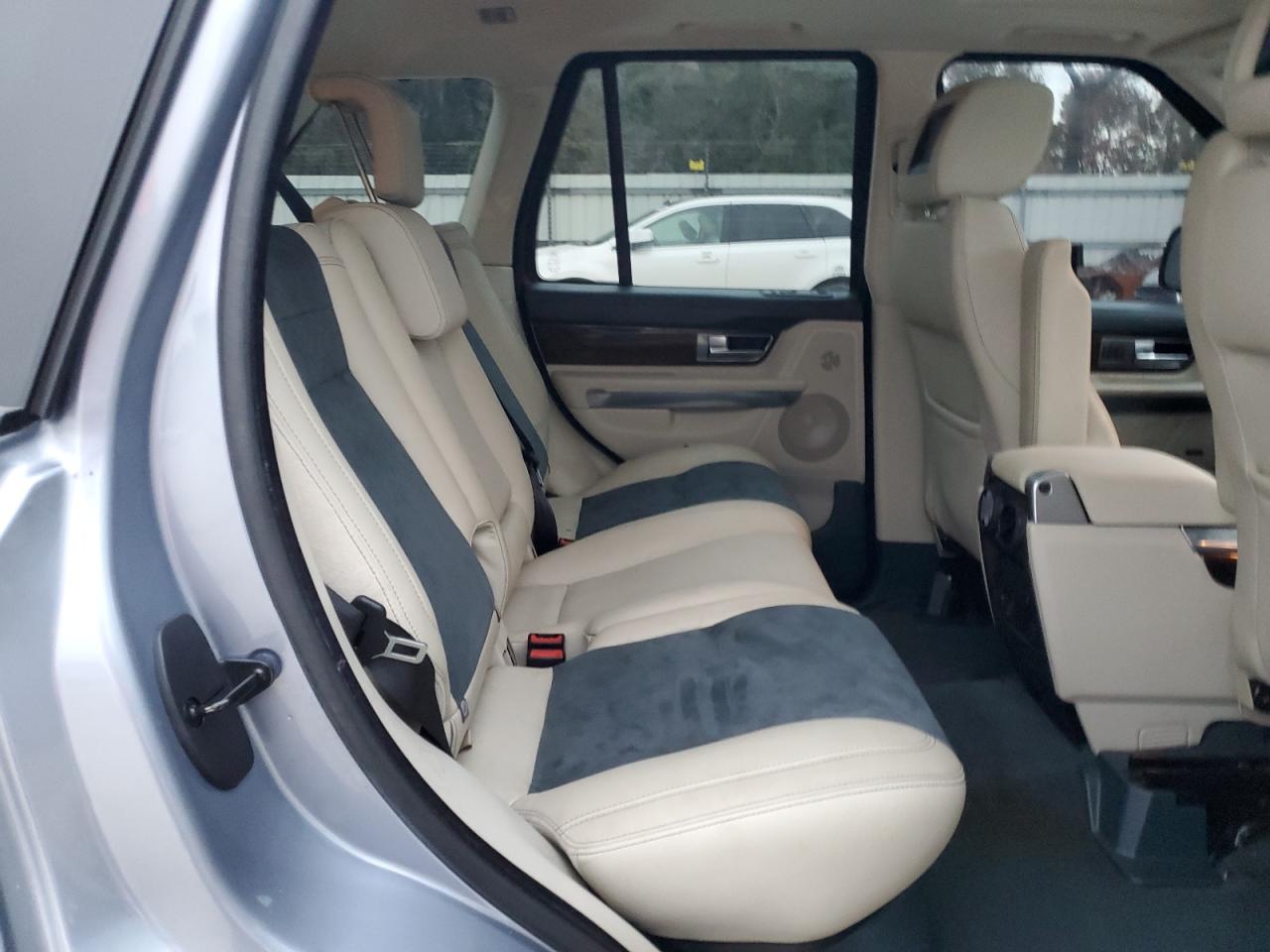 2010 Land Rover Range Rover Sport Lux VIN: SALSK2D4XAA229432 Lot: 87083705