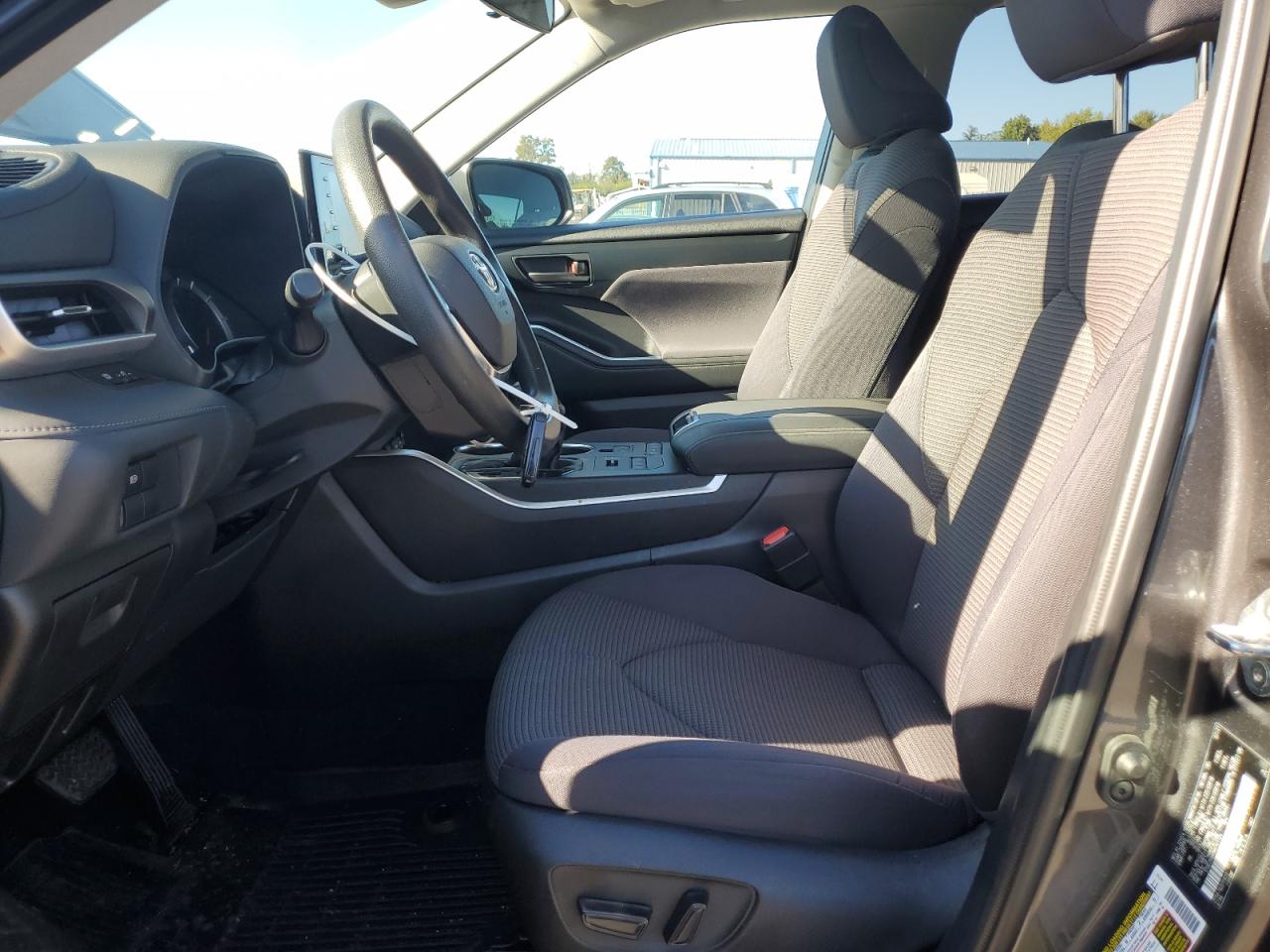 2021 Toyota Highlander L VIN: 5TDCZRBH1MS141124 Lot: 85388275