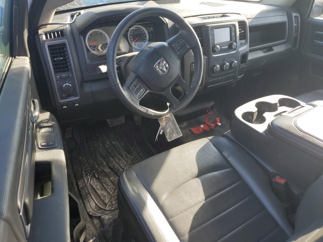 2022 Ram 1500 Classic Tradesman VIN: 3C6JR6DG8NG256711 Lot: 71198605