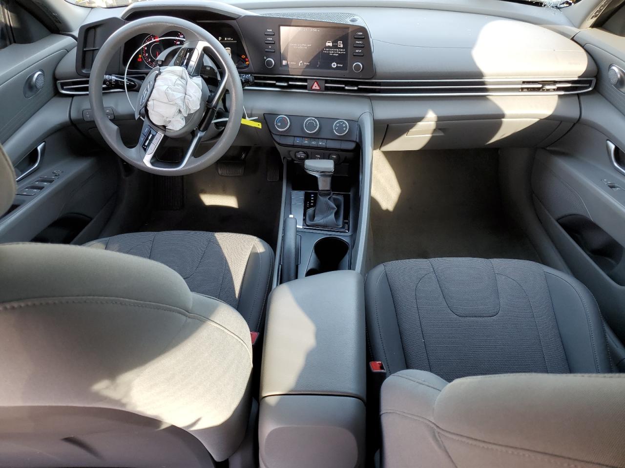 2022 Hyundai Elantra Se VIN: 5NPLL4AG5NH074760 Lot: 89697385