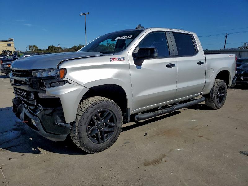 CHEVROLET SILVERADO 2021